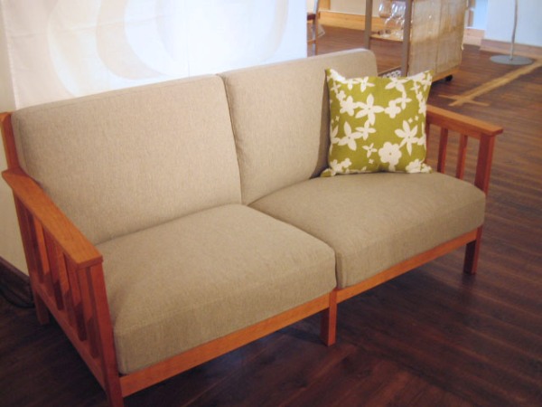 sofa1-m.jpg